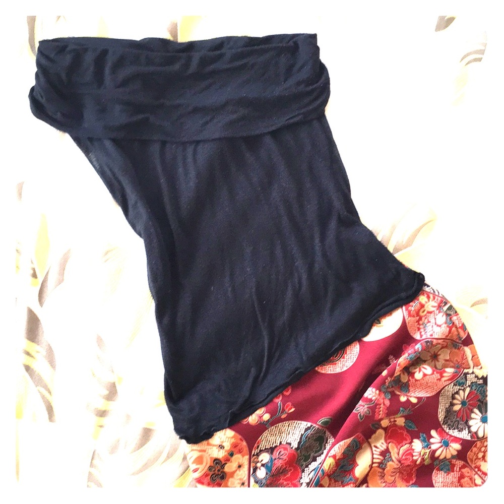 ✨4/$30✨ One-Shoulder Sexy, Soft & Sheer Black Top.